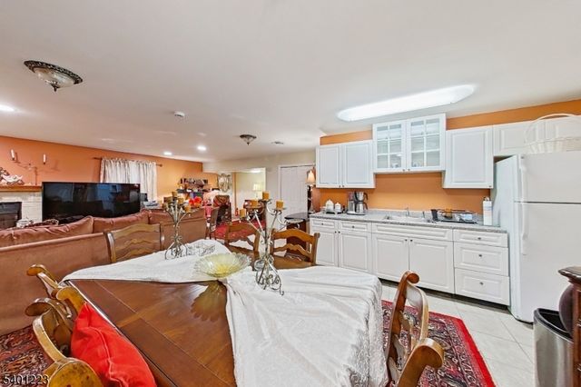 46 Bayliss St, North Arlington Boro, NJ 07031