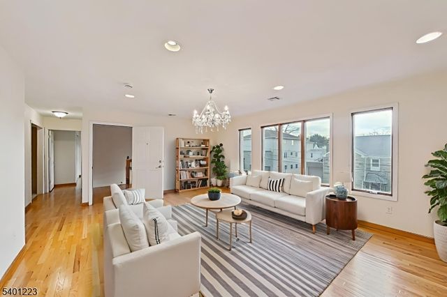 46 Bayliss St, North Arlington Boro, NJ 07031