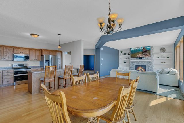 13827 Savanna Drive, Rogers, MN 55374