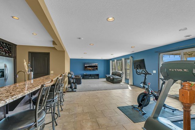 13827 Savanna Drive, Rogers, MN 55374