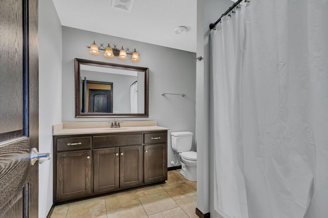 13827 Savanna Drive, Rogers, MN 55374