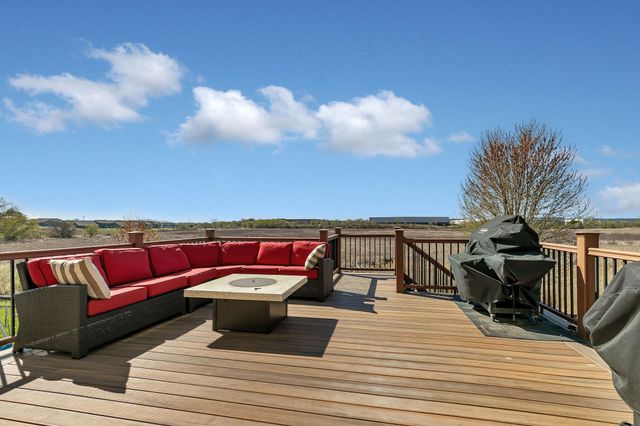13827 Savanna Drive, Rogers, MN 55374