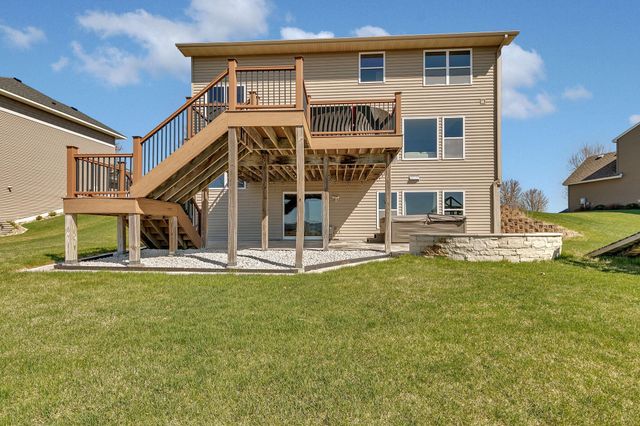 13827 Savanna Drive, Rogers, MN 55374