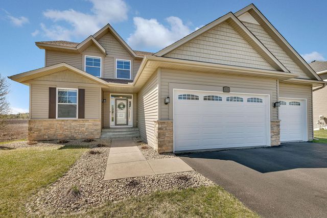 13827 Savanna Drive, Rogers, MN 55374