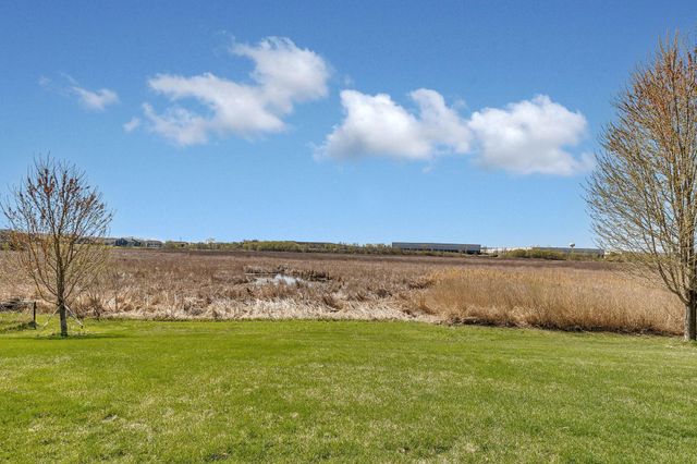 13827 Savanna Drive, Rogers, MN 55374