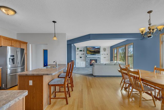 13827 Savanna Drive, Rogers, MN 55374