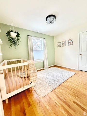 1944 E SPRING LN, Holladay, UT 84117