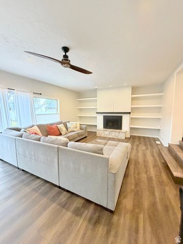 1944 E SPRING LN, Holladay, UT 84117