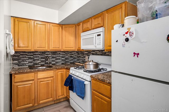 2058 Washington Avenue, Bronx, NY 10457