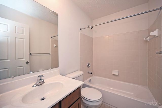 833 Linden Creek, Hamilton Twp, OH 45152