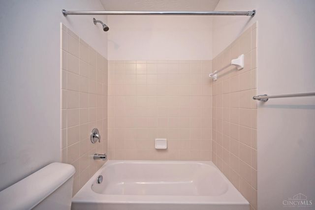 833 Linden Creek, Hamilton Twp, OH 45152