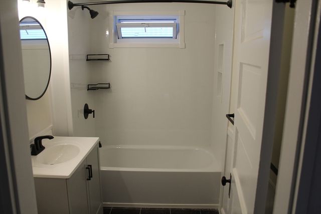 415 Commercial 1, Braintree, MA 02184