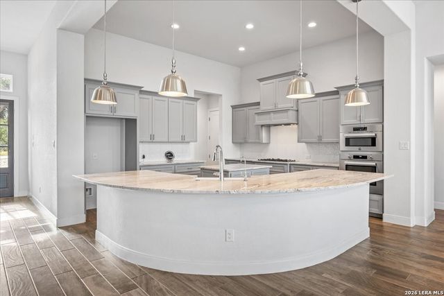 292 SCENIC CYN, New Braunfels, TX 78132