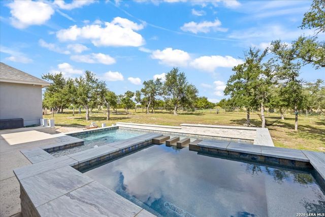 292 SCENIC CYN, New Braunfels, TX 78132