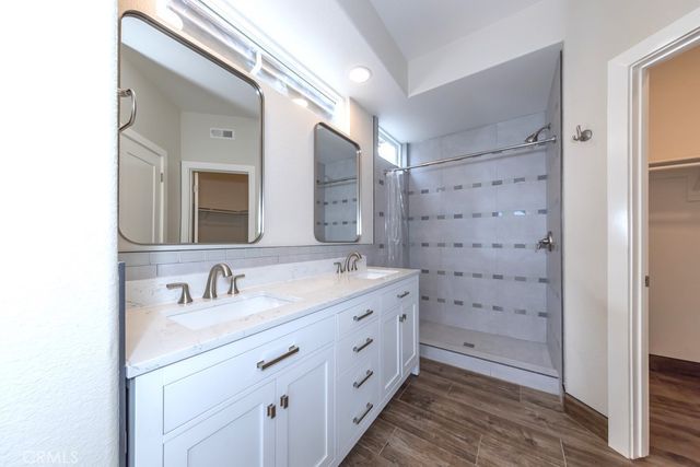 933 S Dylan Way, Anaheim Hills, CA 92808