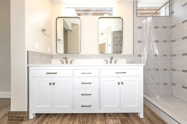 933 S Dylan Way, Anaheim Hills, CA 92808