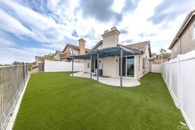 933 S Dylan Way, Anaheim Hills, CA 92808
