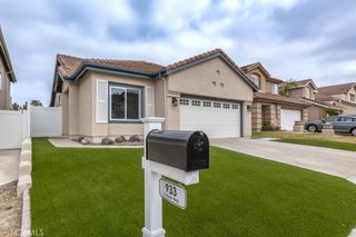 933 S Dylan Way, Anaheim Hills, CA 92808
