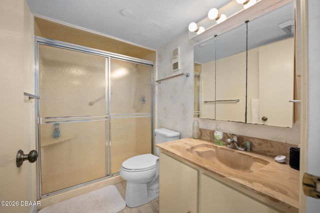 1 Oceans West Blvd Apt 10A2, Daytona Beach Shores, FL 32118