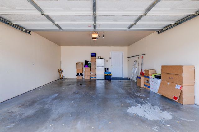 1035 Fountain View Drive, Houston, TX 77057