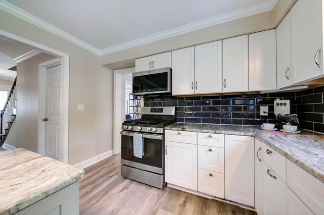 9639 N Canton Center Road, Plymouth Charter Twp, MI 48170