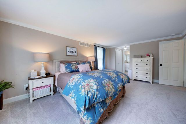 9639 N Canton Center Road, Plymouth Charter Twp, MI 48170