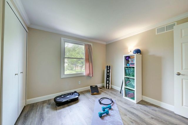 9639 N Canton Center Road, Plymouth Charter Twp, MI 48170