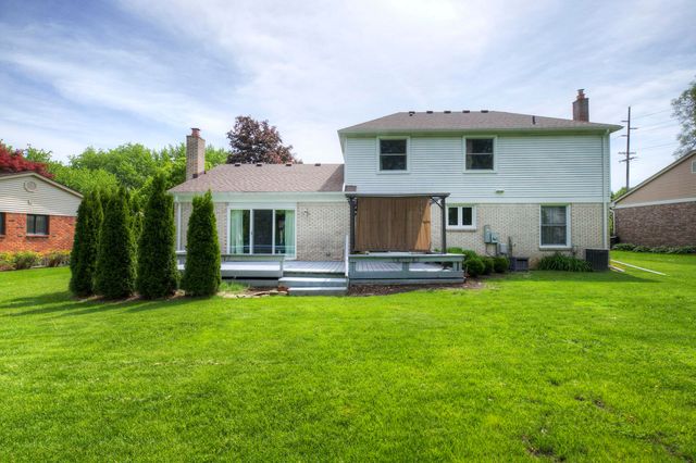 9639 N Canton Center Road, Plymouth Charter Twp, MI 48170