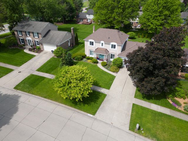 9639 N Canton Center Road, Plymouth Charter Twp, MI 48170