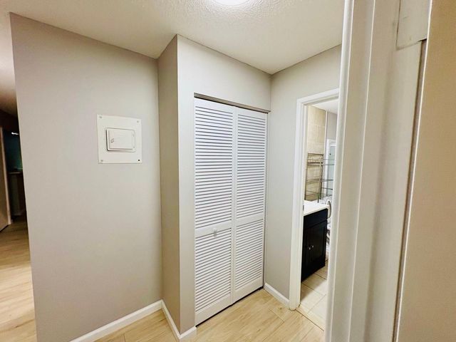 12816 Nicollet Avenue 302, Burnsville, MN 55337