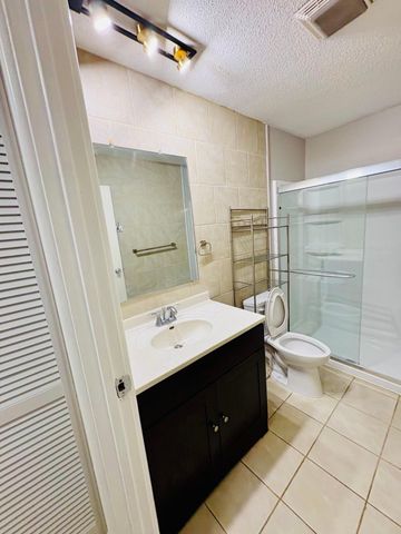 12816 Nicollet Avenue 302, Burnsville, MN 55337