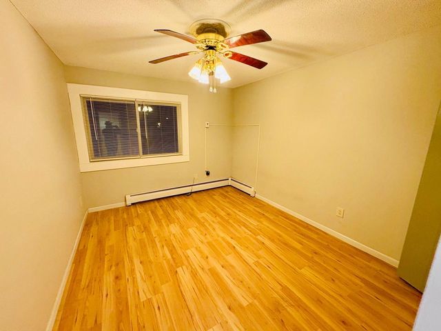 12816 Nicollet Avenue 302, Burnsville, MN 55337