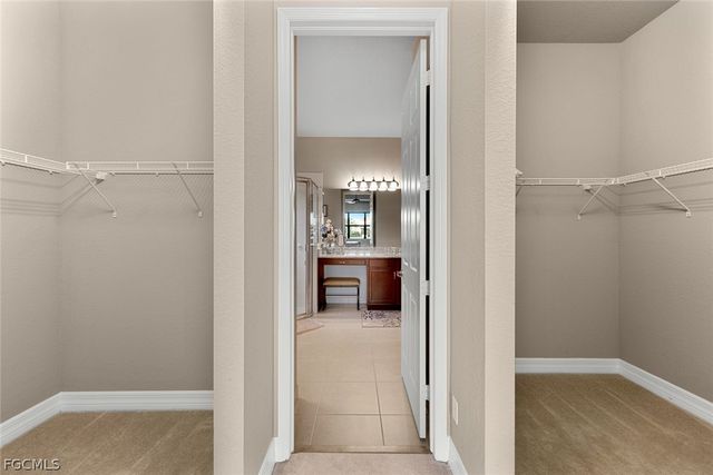 11652 Meadowrun CIR, Fort Myers, FL 33913