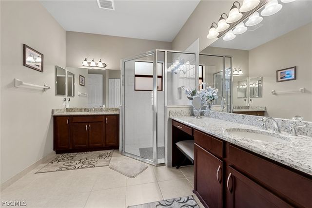 11652 Meadowrun CIR, Fort Myers, FL 33913