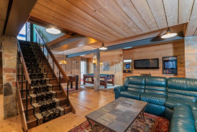 1511 Corporation STREET, Beaver, PA 15009