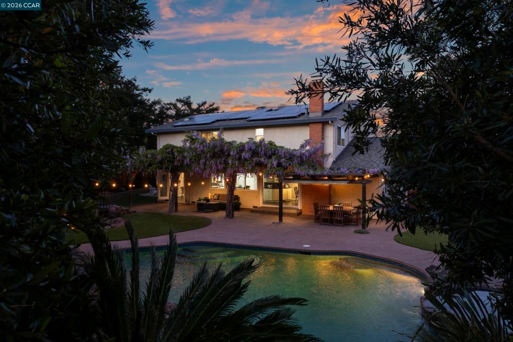 Image 42 of property listing at 583 Santander Drive, San Ramon, CA 94583