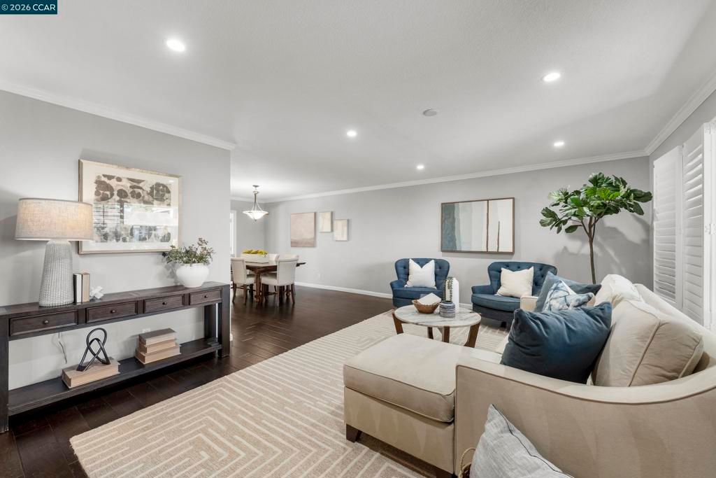 Image 7 of property listing at 583 Santander Drive, San Ramon, CA 94583