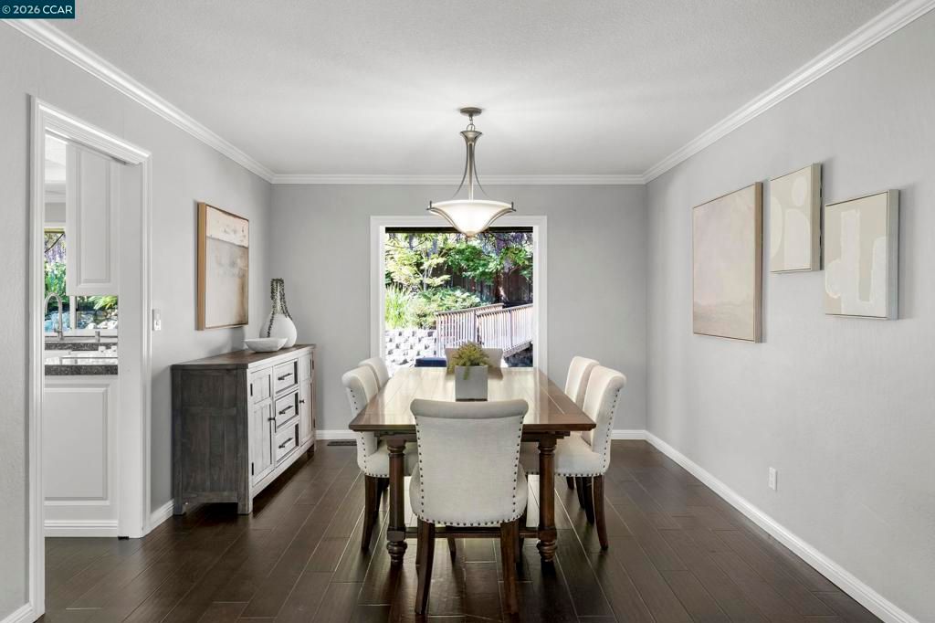 Image 8 of property listing at 583 Santander Drive, San Ramon, CA 94583