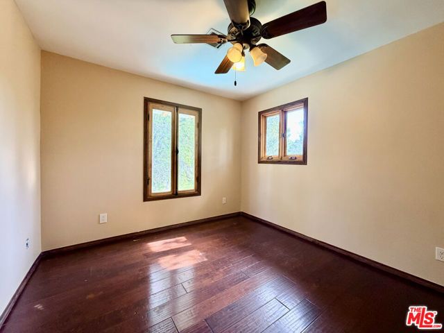 5952 Lubao Avenue, Woodland Hills (los Angeles), CA 91367