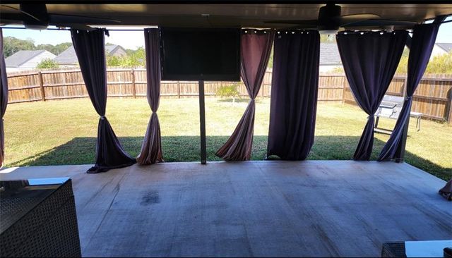 195 Twin Lakes Drive, Covington, GA 30016