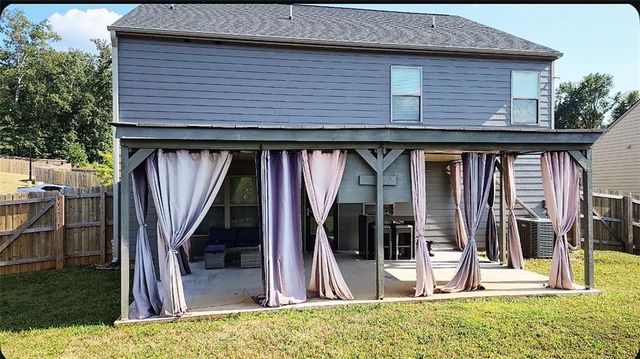 195 Twin Lakes Drive, Covington, GA 30016