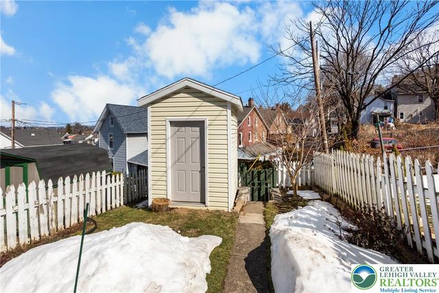 707 Fiot Avenue, Bethlehem City, PA 18015