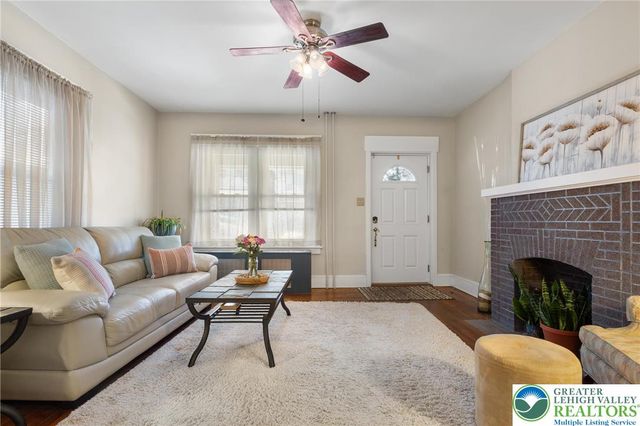 707 Fiot Avenue, Bethlehem City, PA 18015