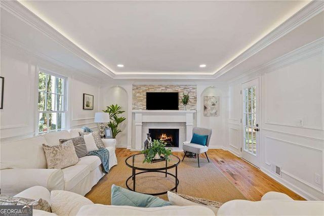 2915 Sope Creek Drive, Marietta, GA 30068