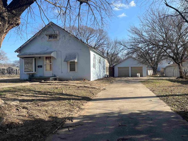 1031 N Jefferson Ave, Wellington, KS 67152