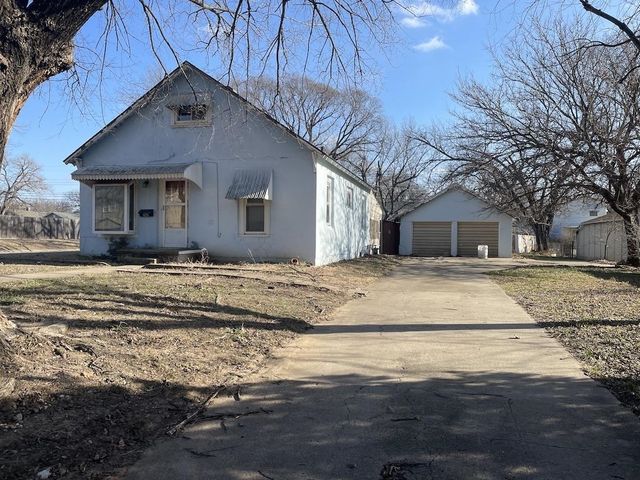 1031 N Jefferson Ave, Wellington, KS 67152