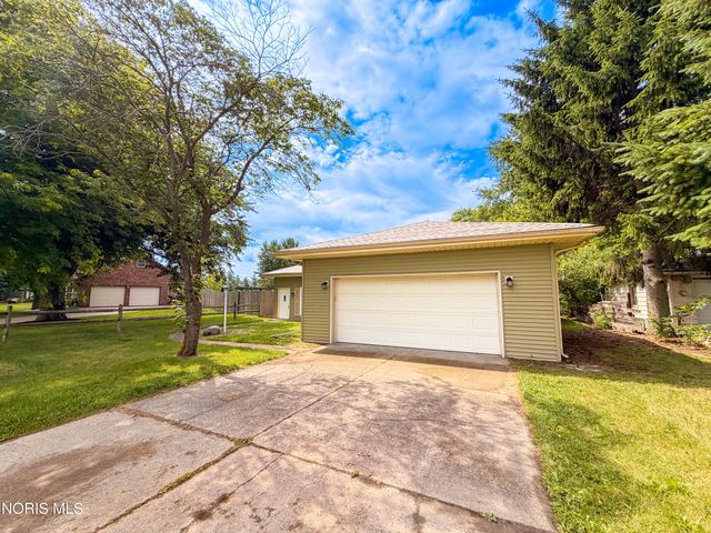 5840 Cedar Point Road, Oregon, OH 43616