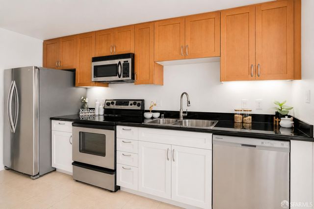 250 King Street 1004, San Francisco, CA 94107