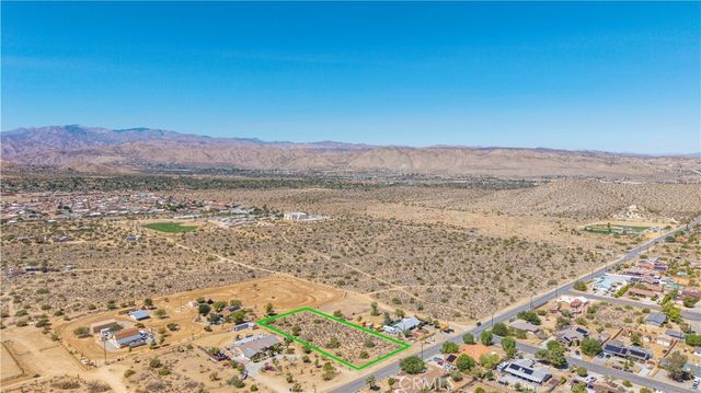 8776 Warren Vista Avenue, Yucca Valley, CA 92284