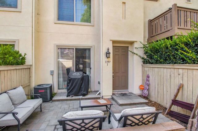 1397 Caminito Veranza 1, Chula Vista, CA 91915